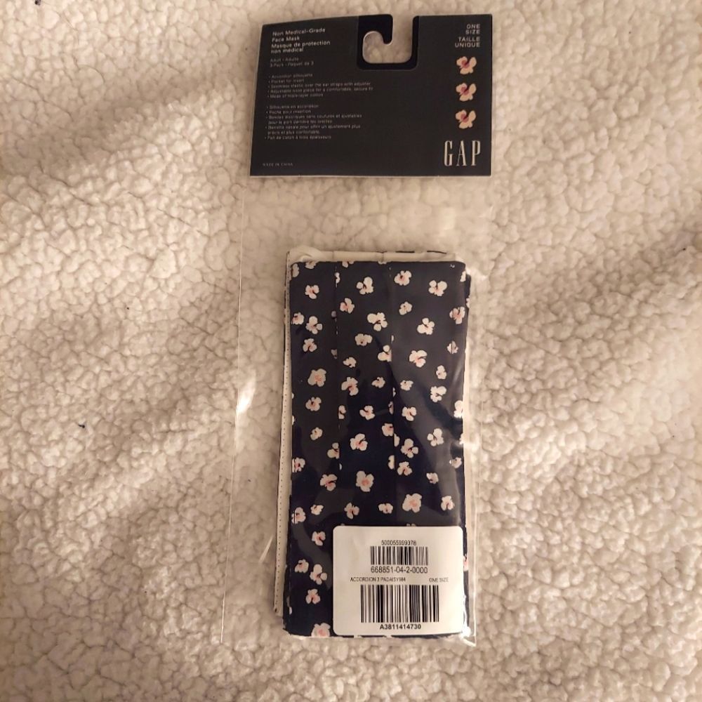 Gap Adult Face Mask (3-Pack) - Picture 2 of 6